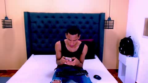 Aylen  online show from March 9, 2025, 8:29 am