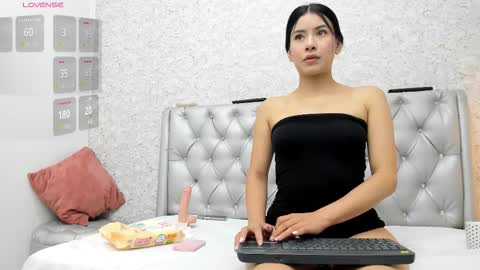 Aylin online show from March 12, 2026, 11:27 am