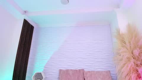 aylinlove_ online show from June 18, 2026, 11:47 am