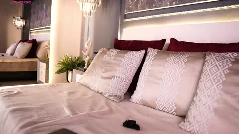 Aylin Millerxs online show from April 9, 2026, 8:03 pm