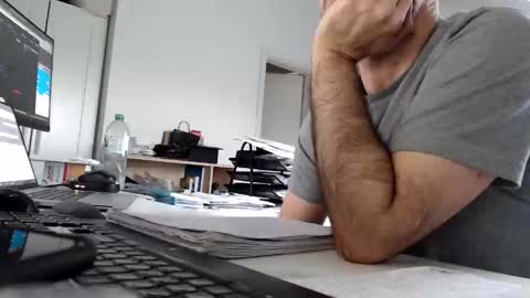 aylinniyerim online show from March 10, 2026, 2:55 pm