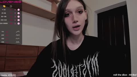 Snapshot of ayn3q chatting on December 21, 2024, 1:26 am AYNEK fansly online show from December 21, 2024, 1:26 am