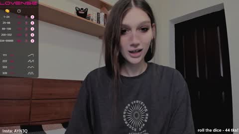 Snapshot of ayn3q chatting on January 6, 2025, 5:19 am AYNEK fansly online show from January 6, 2025, 5:19 am