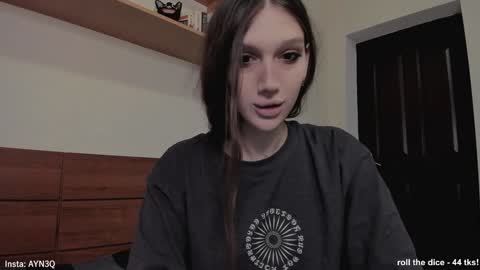 Snapshot of ayn3q chatting on January 15, 2025, 10:57 pm AYNEK fansly online show from January 15, 2025, 10:57 pm