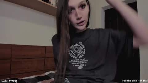 Snapshot of ayn3q chatting on January 16, 2025, 5:23 pm AYNEK fansly online show from January 16, 2025, 5:23 pm