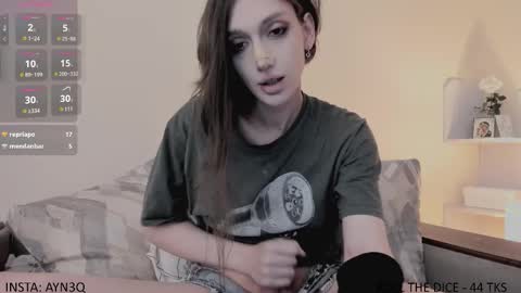 Snapshot of ayn3q chatting on September 14, 2025, 12:32 am AYNEK fansly online show from September 14, 2025, 12:32 am