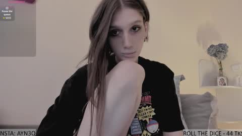 Snapshot of ayn3q chatting on November 23, 2025, 5:46 pm AYNEK fansly online show from November 23, 2025, 5:46 pm