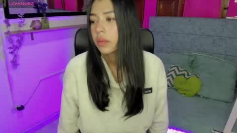 Aysha online show from April 16, 2026, 3:40 am