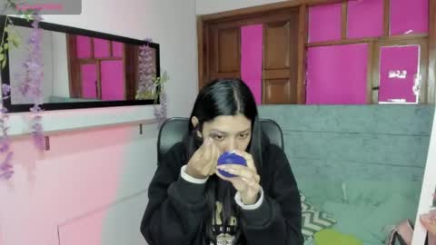Aysha online show from June 4, 2026, 3:23 am