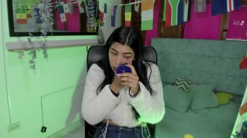Aysha online show from June 25, 2026, 3:28 am