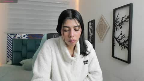 Aysha online show from July 24, 2026, 7:34 pm