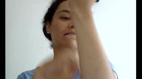 ayshel_cooperr online show from November 5, 2025, 6:41 pm