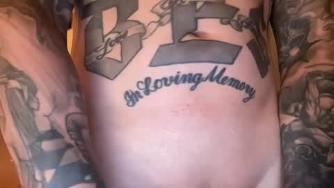 Snapshot of az_tatts chatting on May 18, 2026, 12:07 am az_tatts online show from May 18, 2026, 12:07 am