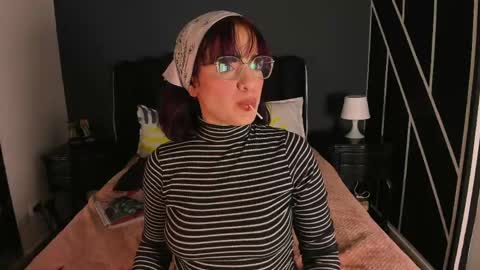 Snapshot of azahara_18 chatting on June 4, 2026, 11:44 pm Azahara online show from June 4, 2026, 11:44 pm