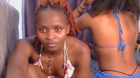 Snapshot of azalea46 chatting on March 27, 2026, 8:26 am Azalea online show from March 27, 2026, 8:26 am