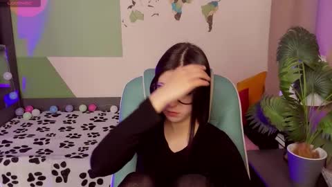 Azaliya online show from October 15, 2025, 5:29 am