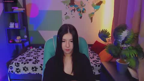 Azaliya online show from October 17, 2025, 5:21 am