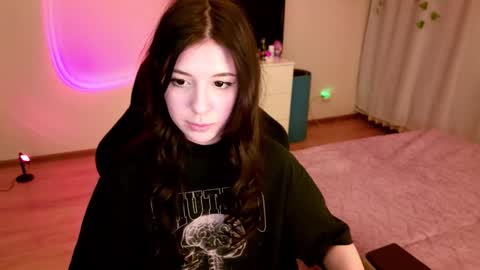 Azaliya online show from March 20, 2026, 5:40 pm