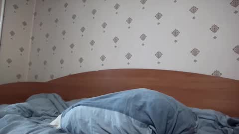 azazelmax online show from December 4, 2024, 11:41 am