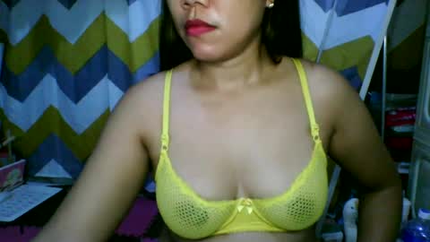 Snapshot of azelliya2018 chatting on July 12, 2026, 6:48 am azelliya2018 online show from July 12, 2026, 6:48 am