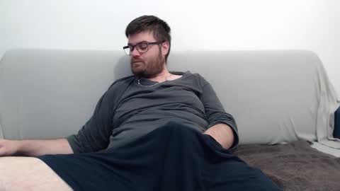 Azer online show from October 11, 2025, 9:30 am