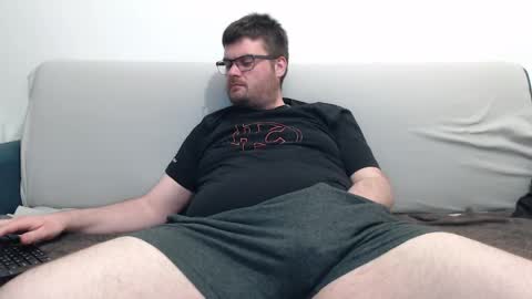 Azer online show from April 17, 2026, 8:23 pm