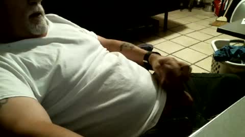 azjohnny online show from July 21, 2026, 4:04 am
