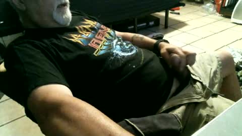 azjohnny online show from August 1, 2026, 7:02 pm