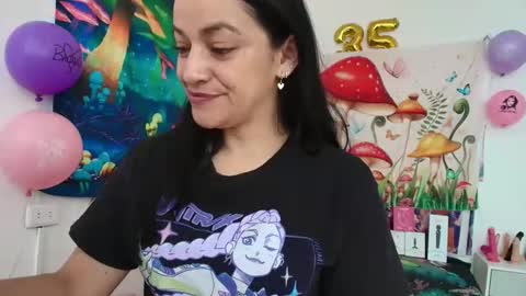 Azucena R online show from May 9, 2026, 2:55 pm