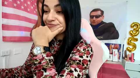 Azucena R online show from May 21, 2026, 3:30 pm