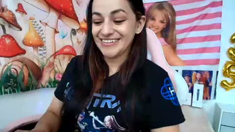 Azucena R online show from July 2, 2026, 4:46 pm