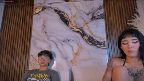 Snapshot of azul_honey chatting on May 2, 2026, 7:08 pm HONEY AZUL online show from May 2, 2026, 7:08 pm