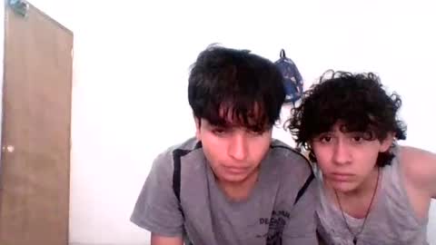 Snapshot of azul_quin chatting on August 5, 2026, 7:06 pm azul_quin online show from August 5, 2026, 7:06 pm