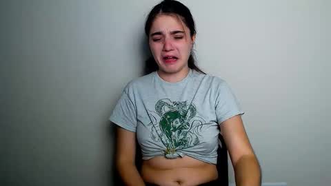 Snapshot of azumi_chan_ chatting on November 5, 2025, 4:01 am azumi_chan_ online show from November 5, 2025, 4:01 am