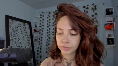 Snapshot of azumi_saan chatting on December 23, 2025, 2:09 am azumi saan online show from December 23, 2025, 2:09 am