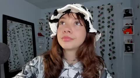 Snapshot of azumi_saan chatting on January 13, 2026, 2:17 am azumi saan online show from January 13, 2026, 2:17 am