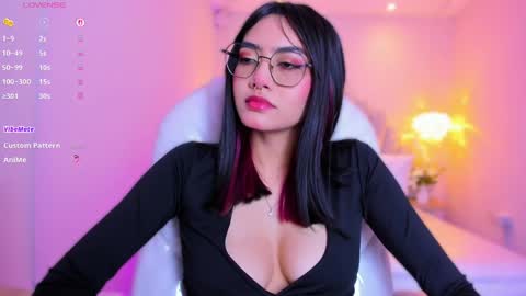 Azura online show from April 28, 2026, 7:52 pm