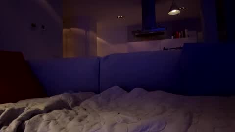 b6662050 online show from January 1, 2025, 5:55 pm