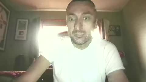 Snapshot of b_johnson530 chatting on November 24, 2025, 9:25 pm b_johnson530 online show from November 24, 2025, 9:25 pm