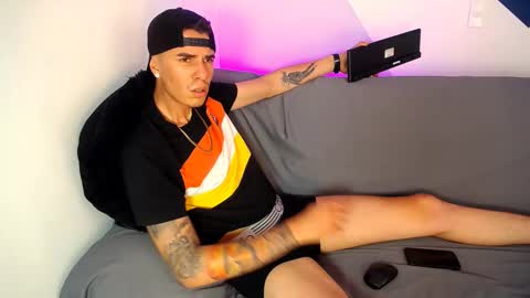 baan9 online show from February 1, 2025, 2:45 pm