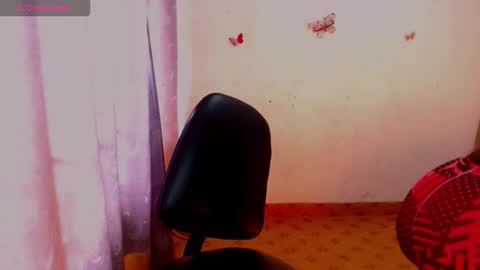 Snapshot of bab_ee02 chatting on October 13, 2025, 3:34 pm bab_ee02 online show from October 13, 2025, 3:34 pm