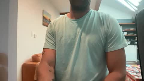 Snapshot of babeheater chatting on January 8, 2026, 5:15 pm babeheater online show from January 8, 2026, 5:15 pm