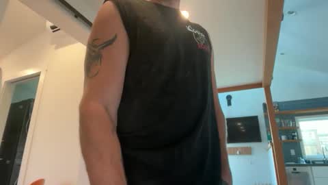 Snapshot of babeheater chatting on January 15, 2026, 11:19 pm babeheater online show from January 15, 2026, 11:19 pm