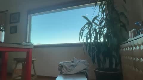 Snapshot of babeheater chatting on March 11, 2026, 4:35 pm babeheater online show from March 11, 2026, 4:35 pm