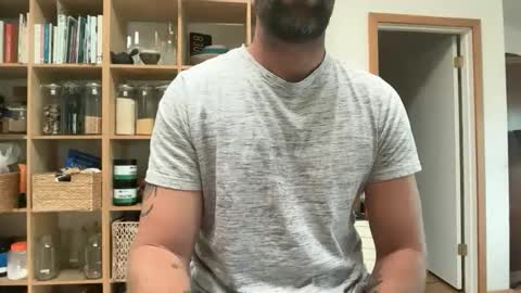 Snapshot of babeheater chatting on March 31, 2026, 4:29 pm babeheater online show from March 31, 2026, 4:29 pm