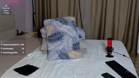 Lina online show from December 20, 2024, 8:12 pm