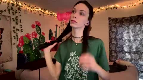 Fern Browning online show from January 10, 2025, 1:31 pm