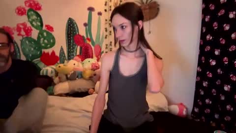 Fern Browning online show from February 4, 2025, 1:45 am