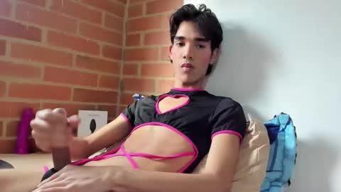 babitas44 online show from December 5, 2025, 7:54 pm