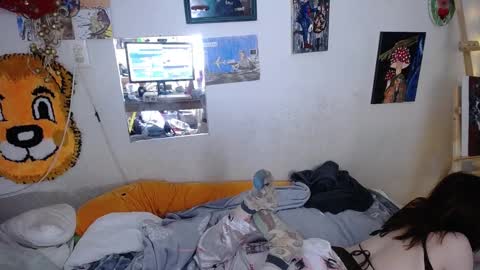 baby ada online show from March 6, 2025, 5:54 pm